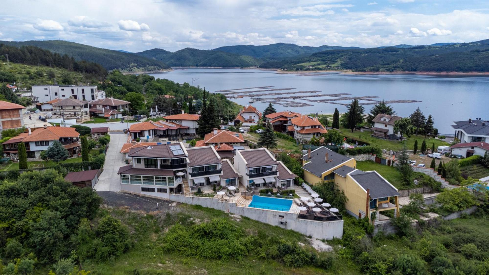 Club Houses Stefvall Glavatartsi Bagian luar foto